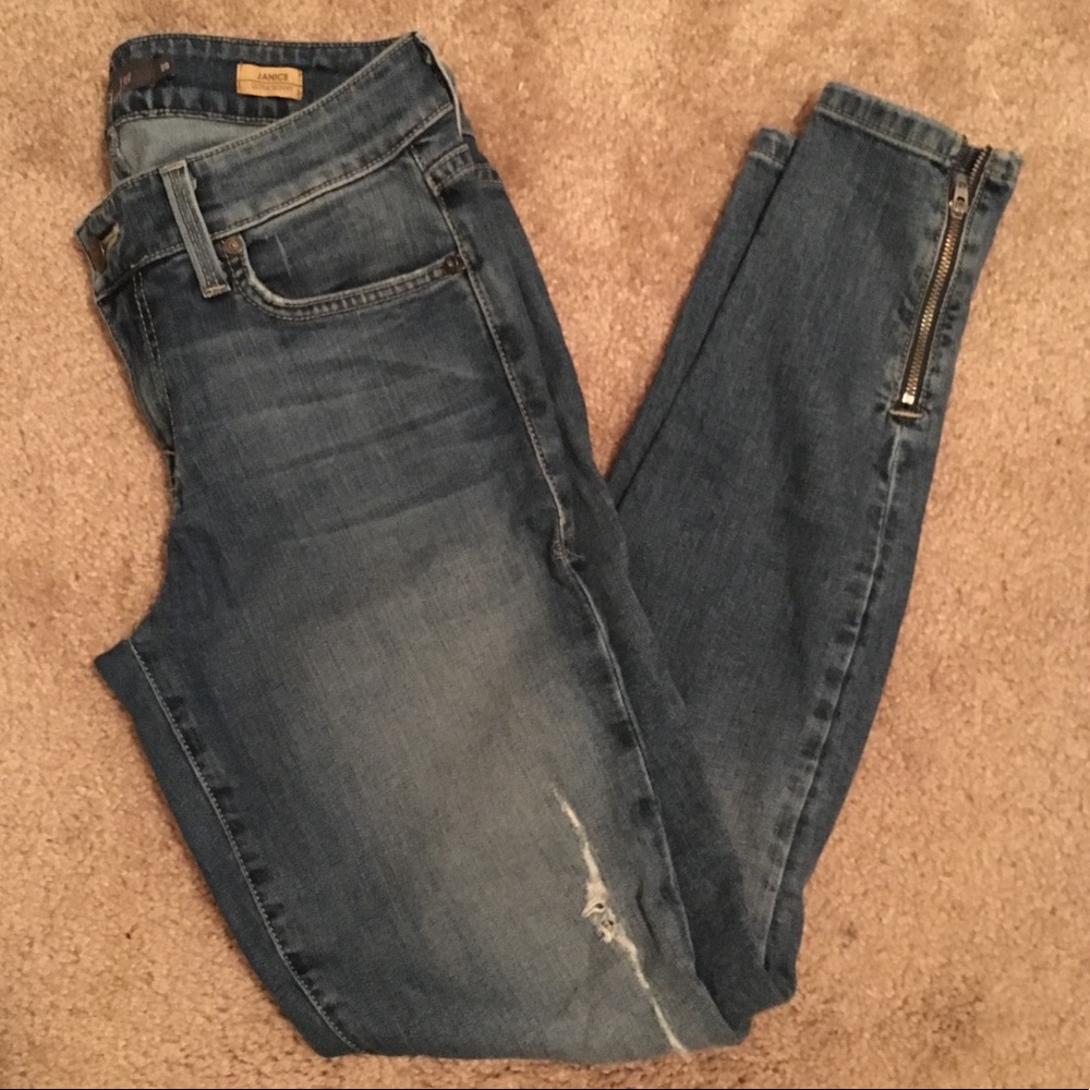 Level 99 Janice Ultra Skinny Ankle Zipper Jeans